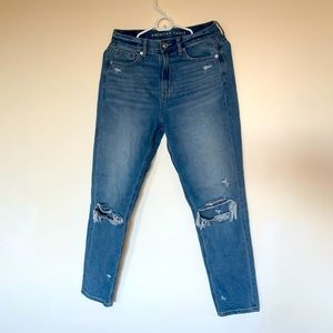 American Eagle Cropped Mom Jeans, size 4 regular